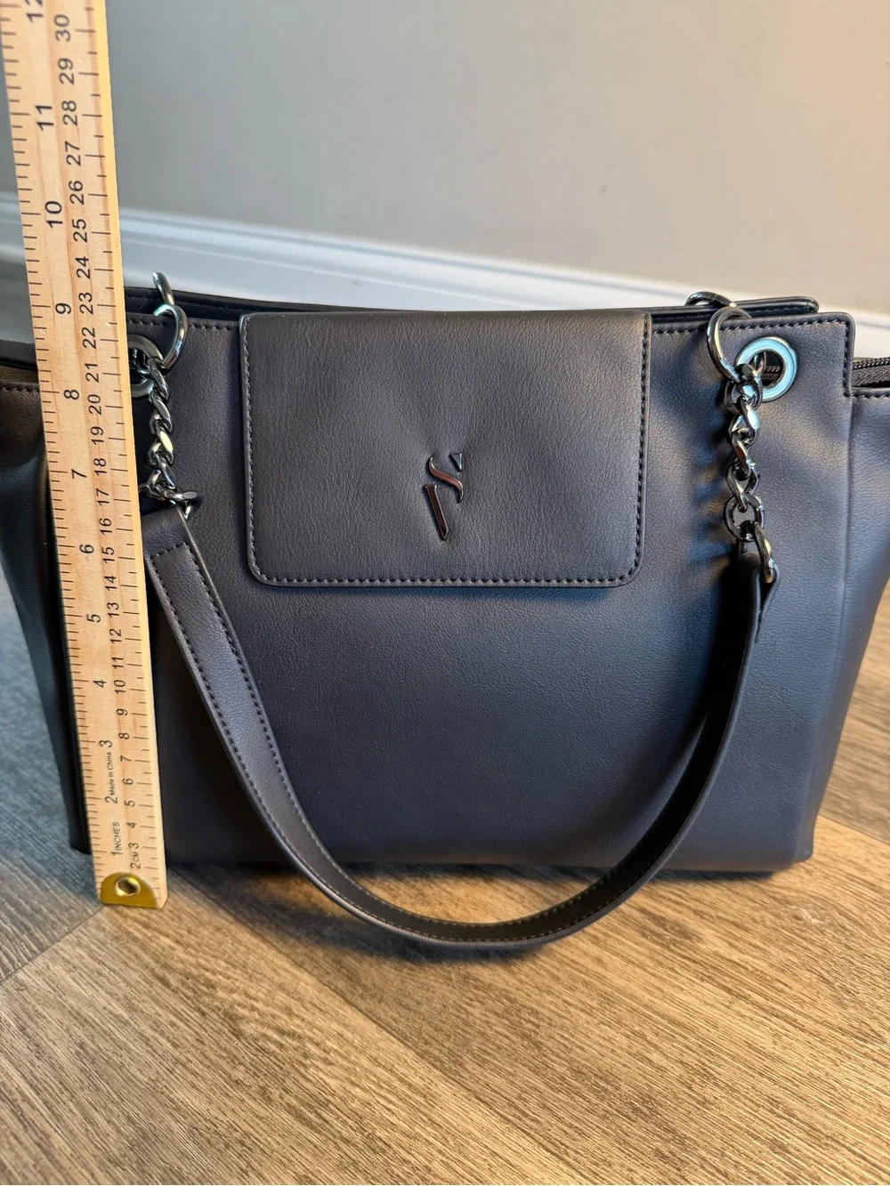 Simply Vera Vera Wang Black Chain-Accent Shoulder Bag